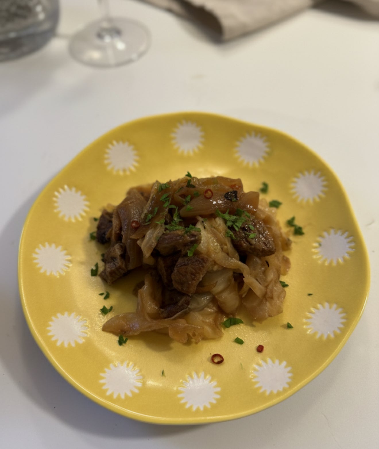 Beefless & Cabbage Stir-Fry ✦ Main