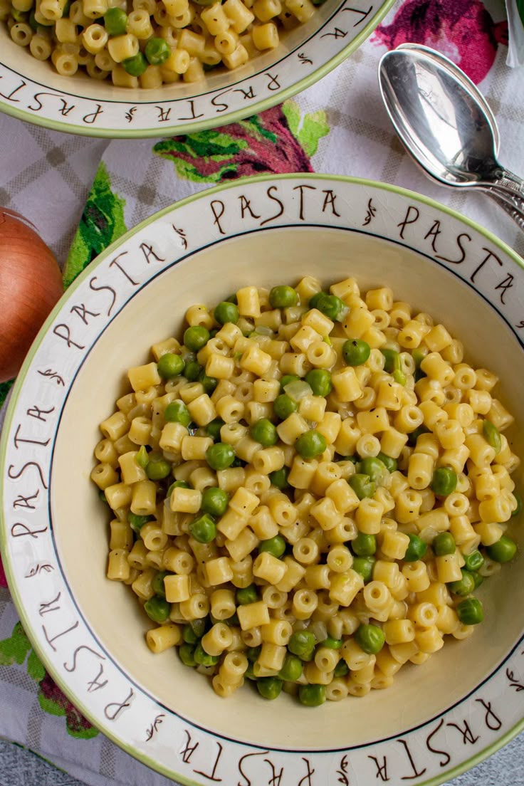 One-Pan Creamy Ditalini Peas n’ B’con