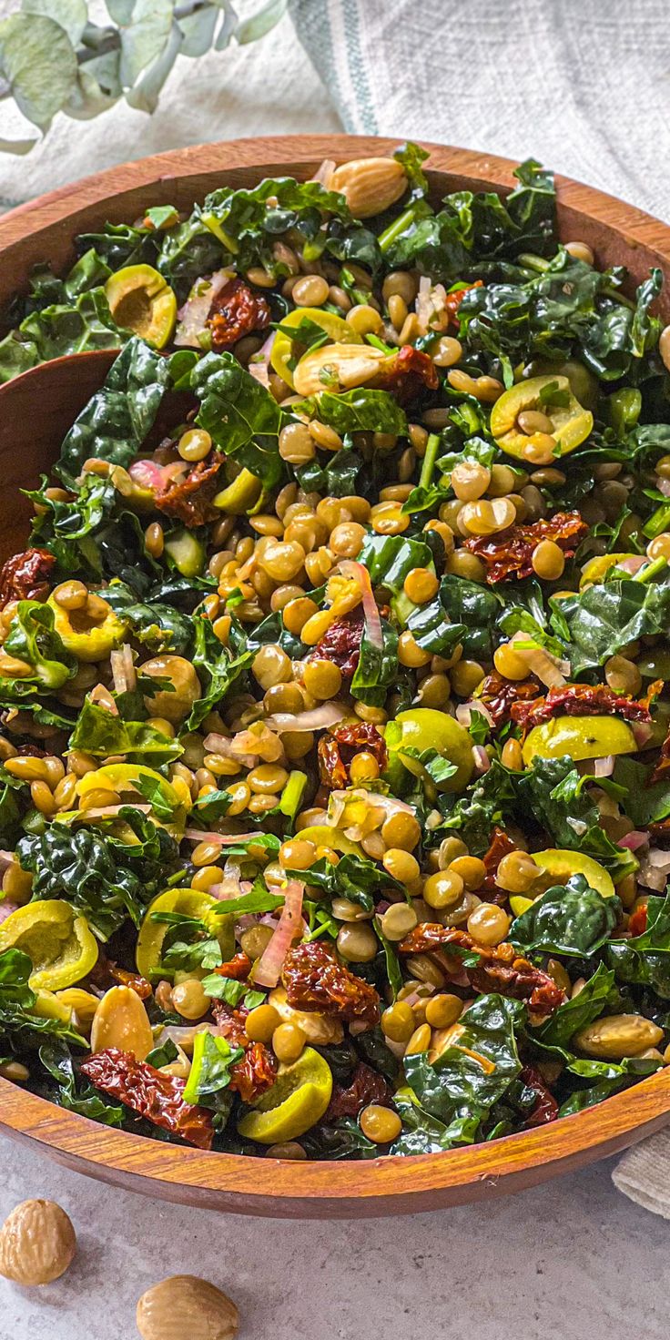 Lemon Lentil & Kale Pesto Salad ✦ Main